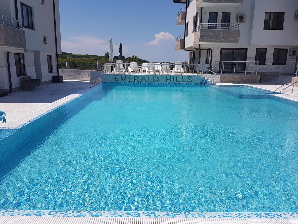 Aparthotel Emerald Hills à Sozopol Extérieur photo