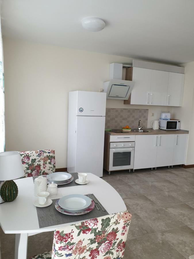 Aparthotel Emerald Hills à Sozopol Extérieur photo
