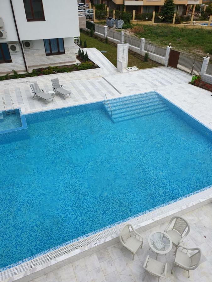 Aparthotel Emerald Hills à Sozopol Extérieur photo